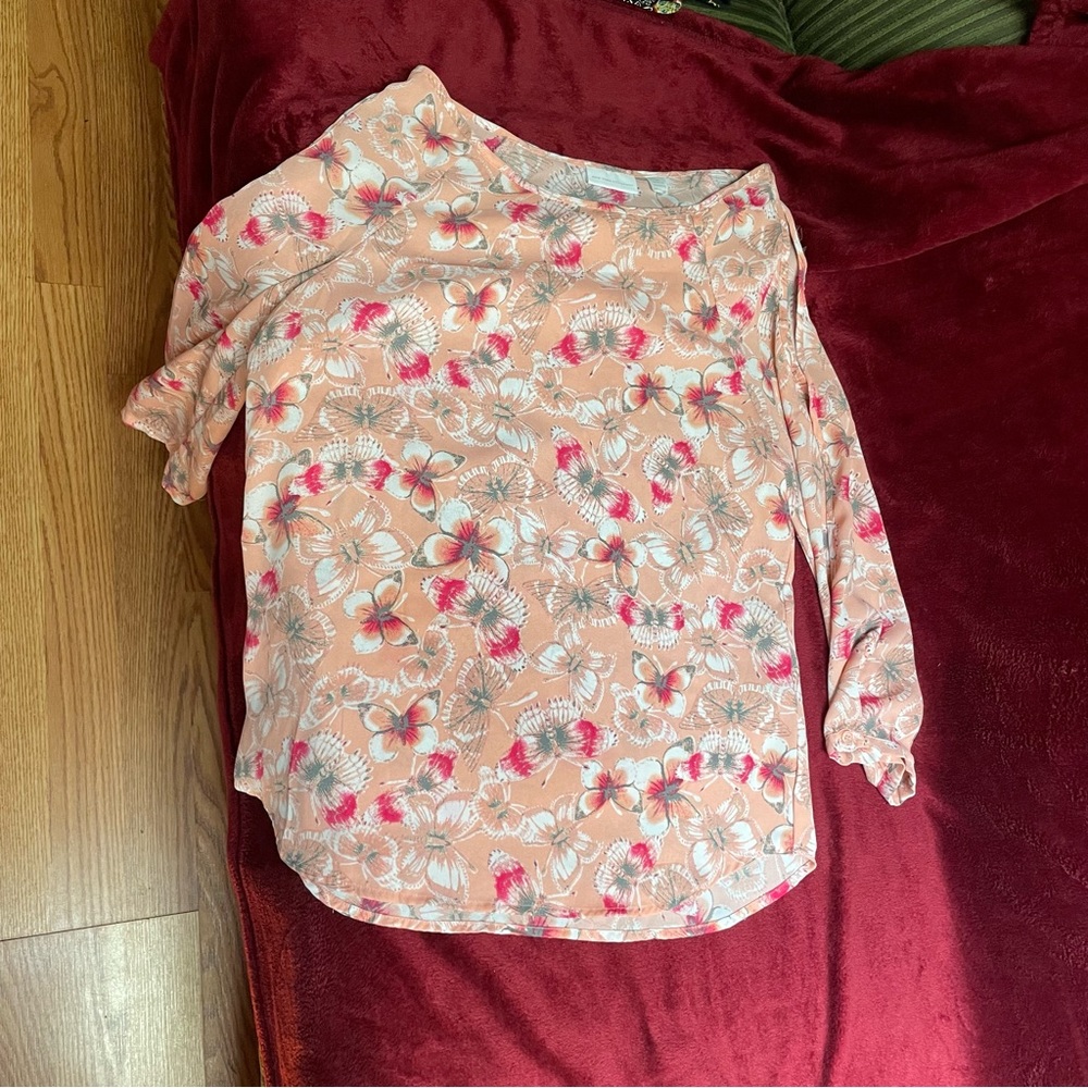 Women’s Blouse